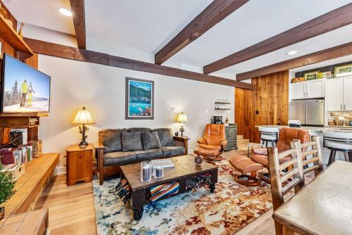 Breckenridge Condo Steps from Main Street and Peak 9 in Breckenridge, USA