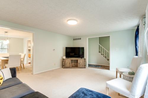 2 Mi to Dtwn Fire Pit and Grill at Dublin Home! in Dublin, USA