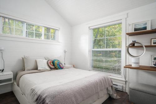 The Owl's Nest - Lakeside peacefulness ski & hiking