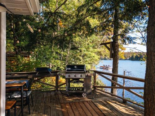 The Owl's Nest - Lakeside peacefulness ski & hiking