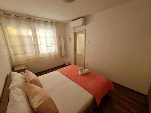 One-Bedroom Apartment with Balcony image 9