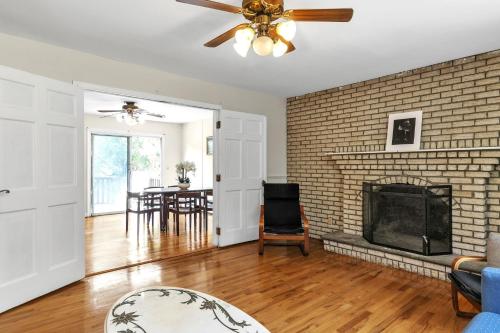 Relaxing 3BR Haven in Beautiful New Paltz home in New Paltz, USA