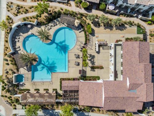 Sunset Dreams by VARE Steps Away from PoolSpa Gym PGA West in La Quinta, USA