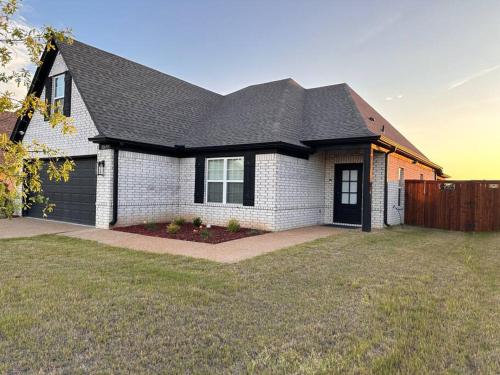 New build home 5mn from Snowden grow &Silo Aquare New build home 5mn from Snowden grow &Silo Aquare