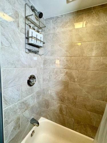 The House Hotels - West 47th 1 - Two Bedroom Ohio in Cleveland, USA