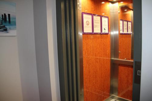Hotel La Louve - image 8