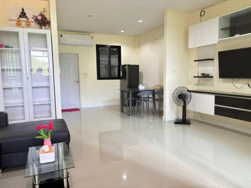 ทาวน์โฮมม่วนใจ๋แม่โจ้ near Mae Jo University