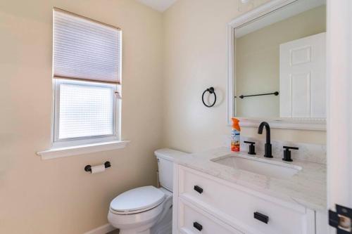 Ultimate Family Retreat with Game Room and Hot Tub in East Stroudsburg, USA