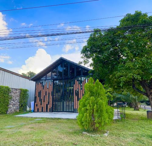 랏차부리 บ้านไร่ดอกแก้ว 4성급 호텔 객실