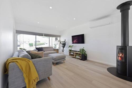3 bedroom, pet friendly home CBD, Warrnambool