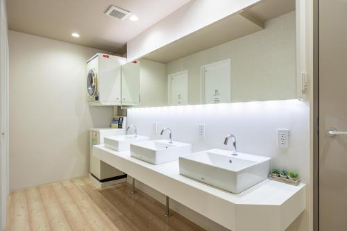 Yadokari Namba Hostel – Osaka, WI