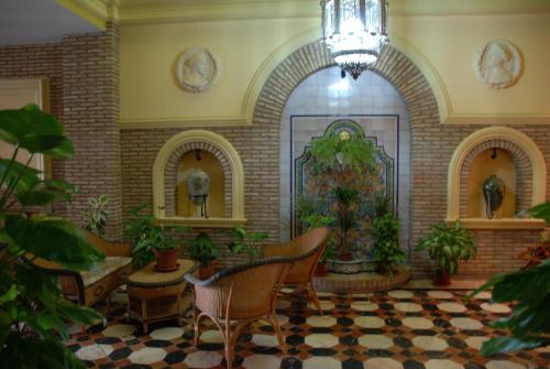 Létesítmények, Hotel Anfiteatro Romano in Santiponce