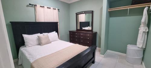 Sheer Bliss Apt 5 in George Town center