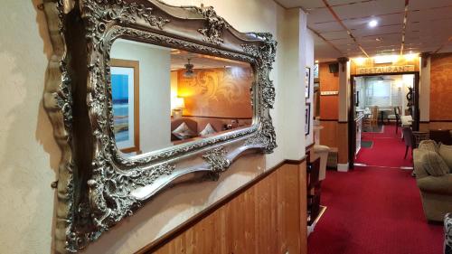 The Regal Hotel - image 13