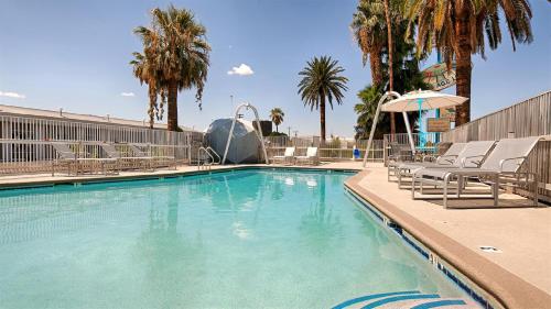 بيست ويسترن سبيس إيج لودج (Best Western Space Age Lodge) in Gila Bend