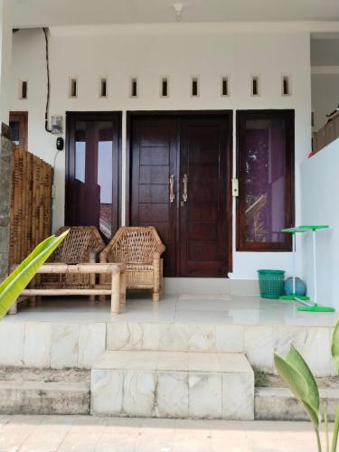 Azka Homestay - Pujut