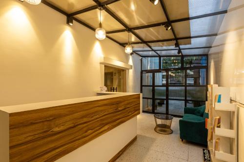 Előcsarnok, The Orion Premium Suites in Khar