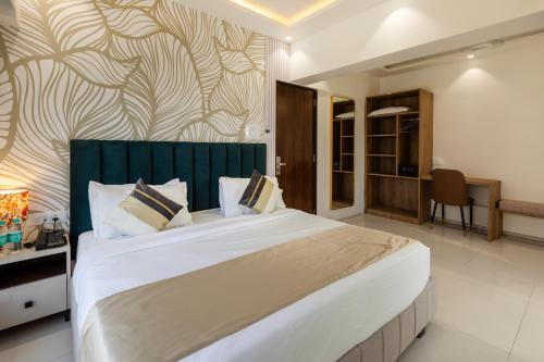 The Orion Premium Suites in Khar