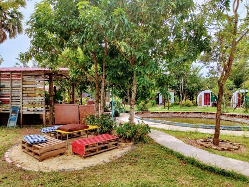 Vườn, The Bear Bungalow in Kampot