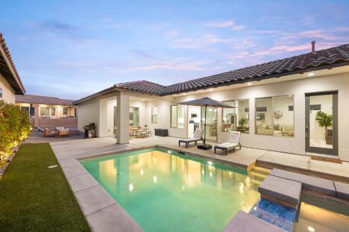 Play Paradise by VARE PoolSpa GameRoom BBQ FirePit PGA West in La Quinta, USA