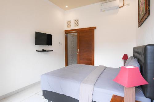 Standard Double Room image 10