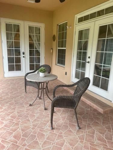 Quiet Lakeview Home in Wesley Chapel in Wesley Chapel, USA