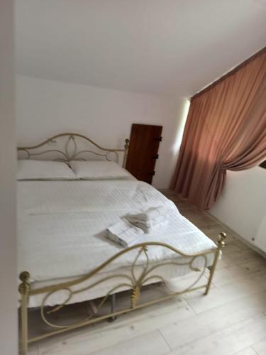 CasAndi, Cireşu (zdjęcie 5)