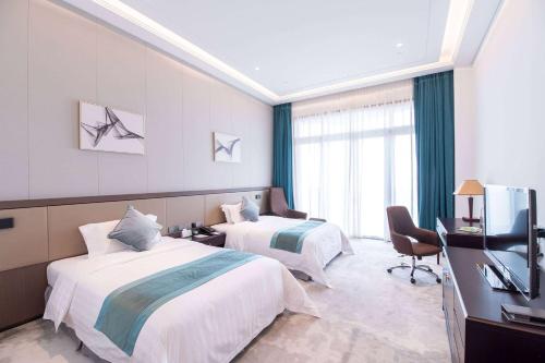 2 twin beds