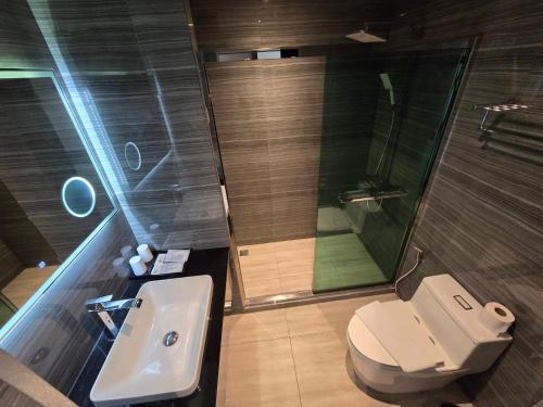 618754429 The TJ Hotel Jomtien