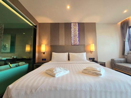 618763990 The TJ Hotel Jomtien