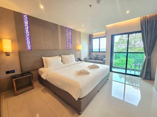 618764504 The TJ Hotel Jomtien