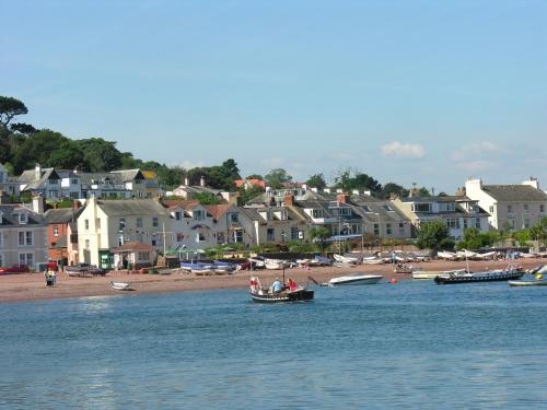 Sea View in Newton Abbot