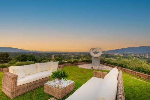 Villa with Private Pool image 6