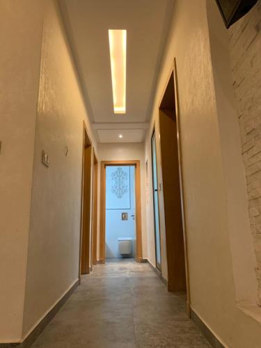 출입구, The Little Royal Mansour in 아드라