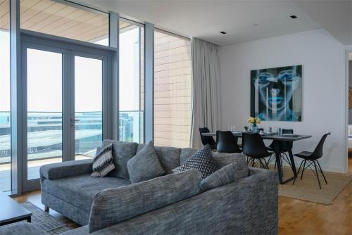 Mira Holiday Homes - Luxury 1 bedroom with sea view, Дубай (фото 9)
