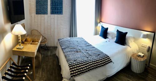 room detail thumbnail 0