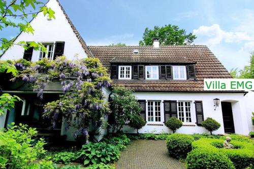 Villa EMG - image 8
