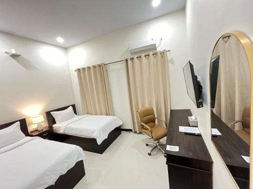 DJ HOTEL in Raha