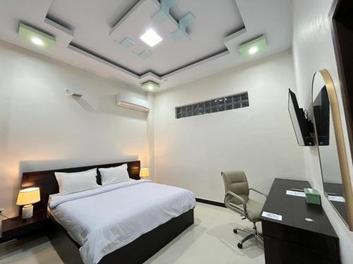 DJ HOTEL in Raha