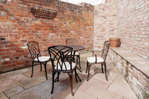 Instalaciones, Beverley Town Centre luxury cottage in Hull