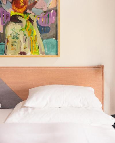 Kai 36 - Hotel zwischen Fels und Fluss - image 3