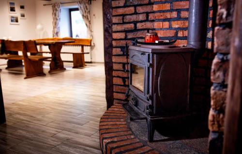 Dom Góra na Mazurach Balia z jacuzzi (Dom Gora na Mazurach Balia z jacuzzi) in Ожиш