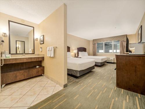 Holiday Inn Lethbridge