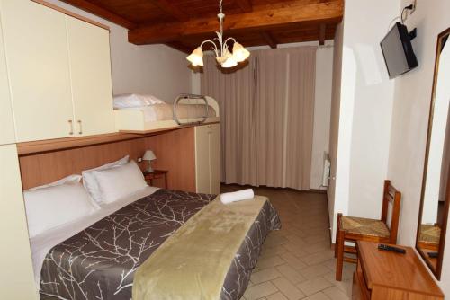 CASA MAIRA IN CENTRO A SATURNIA 4