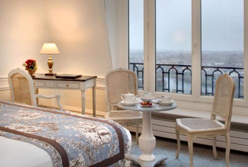 room detail thumbnail 0