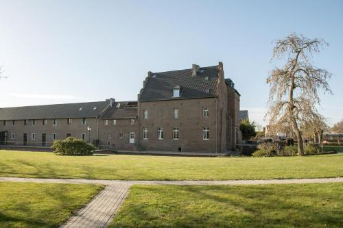 Burg Obbendorf 2