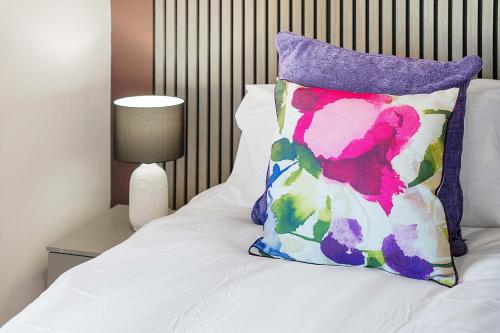 NEW! 4BR in Stafford Place NEW! 4BR in Stafford Place