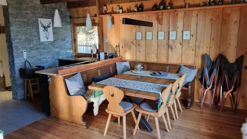 Konyha, Chalet SonnSeitn in Adnet