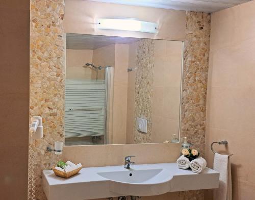Hotel Astron Princess - image 6
