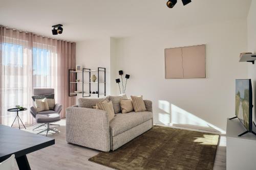 Apartment C13 mit Balkon & Nutzung der Wellness- & Aktivbereiche im "Pine Hill Resort" in Zirchow, Deutschland